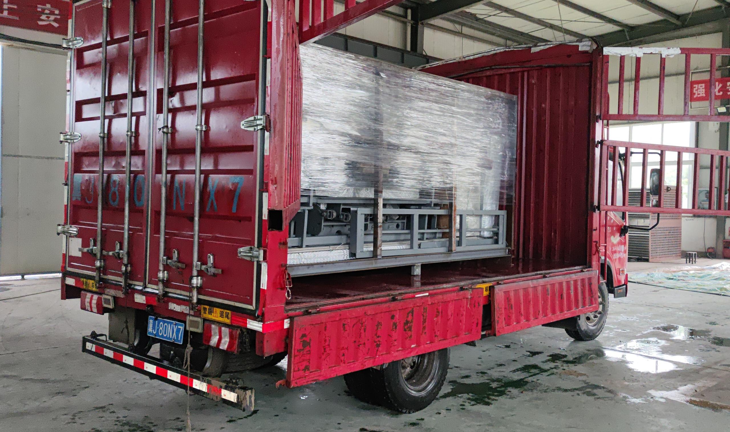 山东泓江锯震式在线清灰设备服务河北保定某项目